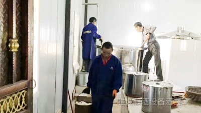 中秋臨近，燒酒設(shè)備釀造的純糧酒銷(xiāo)量直線上漲，你還在觀望嗎