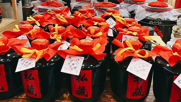2026糖酒會變局：茅臺退展、人流銳減，恰恰是中小酒廠的翻身機遇