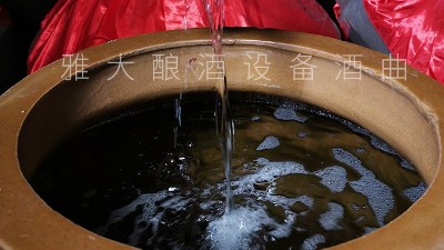 白酒香型到底是怎樣產(chǎn)生的？濃香醬香清香等是近代才有的嗎