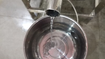 當(dāng)?shù)睾?0°的酒，小型白酒釀酒設(shè)備出酒度數(shù)太高，怎么降度好？