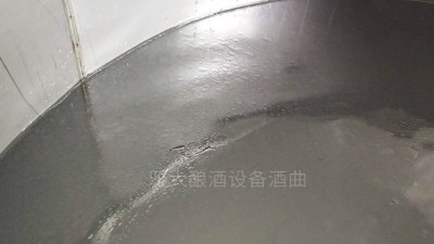 用白酒蒸餾設(shè)備做酒，原料處理不當(dāng)有可能導(dǎo)致上頭！