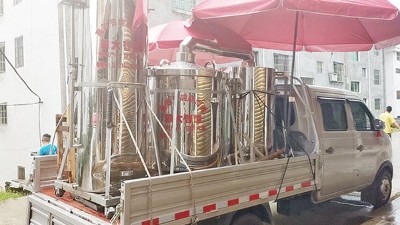 酒坊釀酒和上門(mén)釀酒都想做，有適合的新型釀酒設(shè)備嗎？